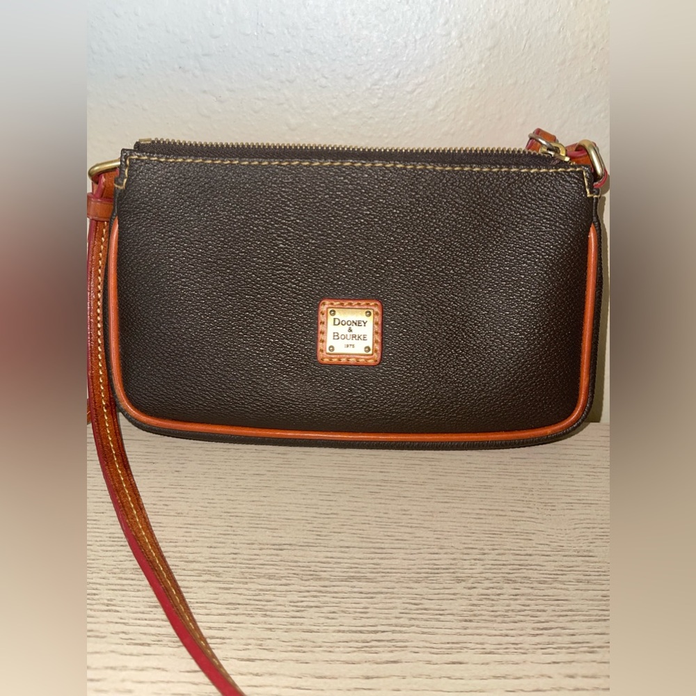 Dooney and Bourke Pebble Grain Crossbody